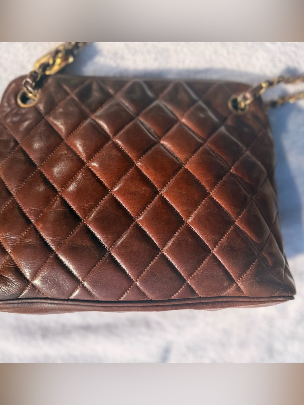 Authentic CHANEL Matelasse Quilted Leather Shoulder Bag with Gold Chain - Picture 14 of 14